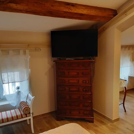 La Rosa Di Francesco Inn Valfabbrica Kültér fotó